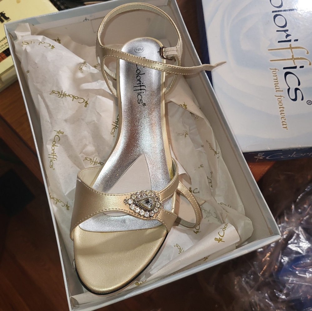 Clolorifics dress sandals